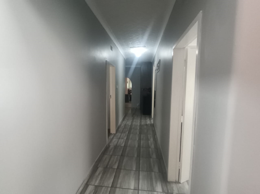 4 Bedroom Property for Sale in Hadison Park Northern Cape